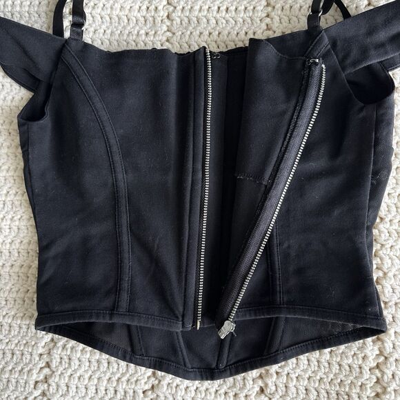 I.AM.GIA Black Crop Top - Picture 6 of 8